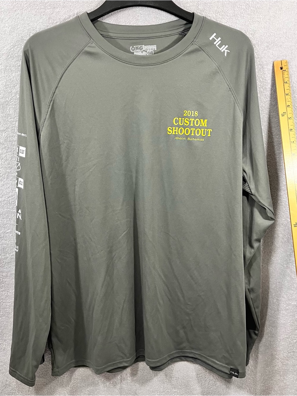 Huk Fishing Custom Shootout 2018 Abaco Bahamas Long Sleeve Shirt Gray Size XL